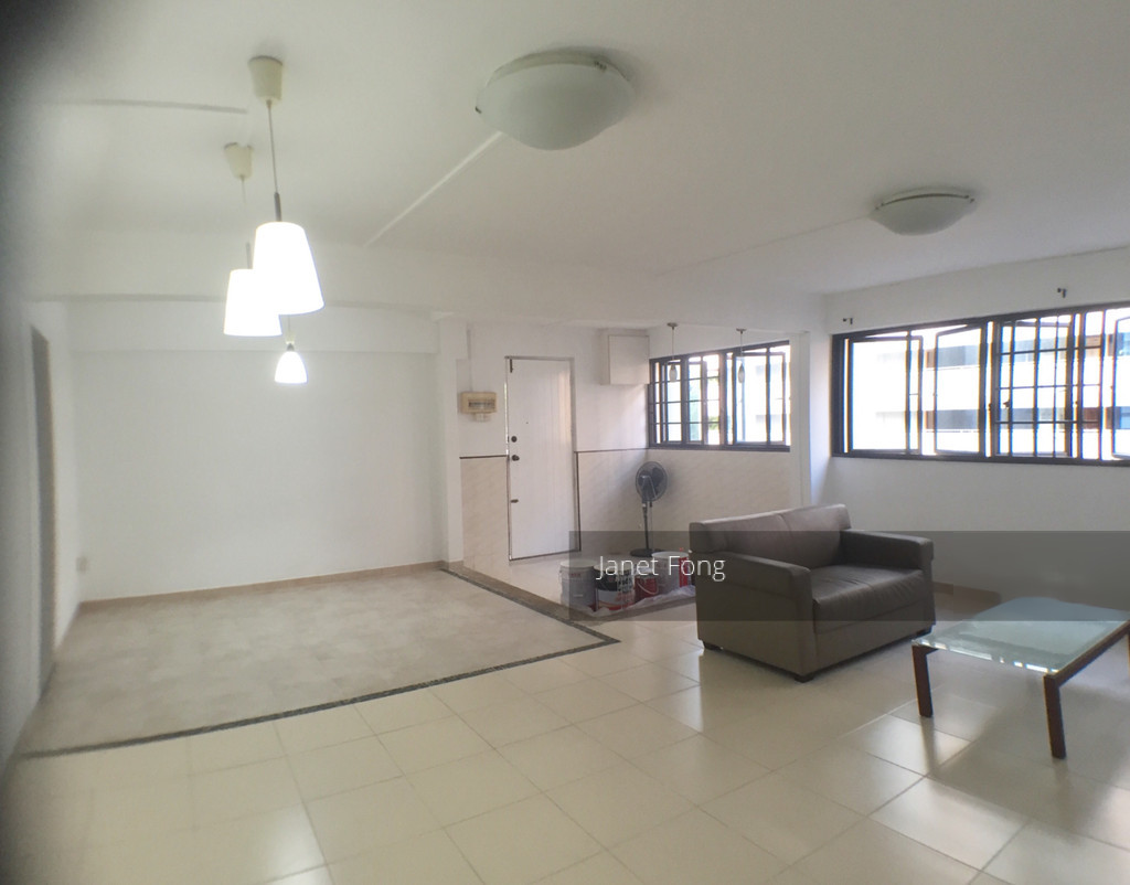 Yishun Street 61 thumbnail photo